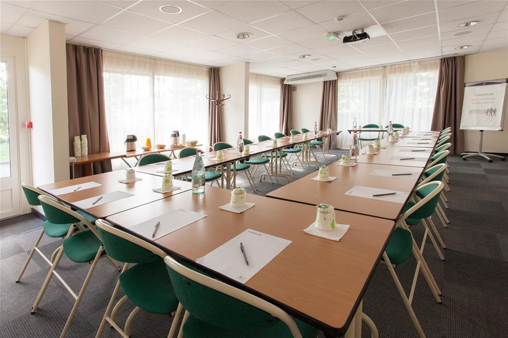 Campanile Tours Sud ~ Joue-Les-Tours Hotell Eksteriør bilde